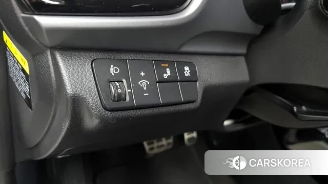 Kia Stonic id 3505595 из Кореи 9