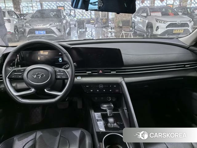 Hyundai Elantra id 4307228 из Китая 9