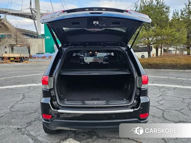 Jeep Grand Cherokee id 3522957 из Кореи 9