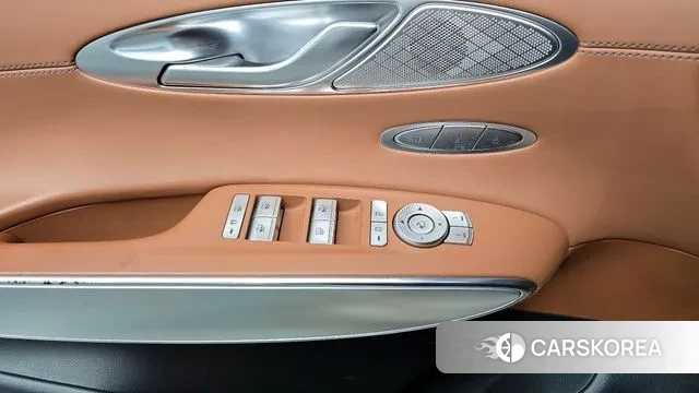 Genesis GV70 id 3681208 из Кореи 9