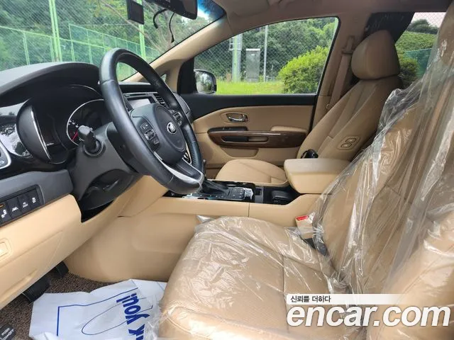 Kia All New Carnival id 2855697 из Кореи 9