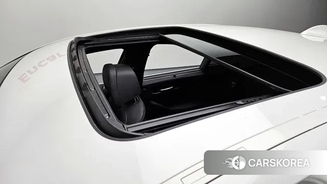 BMW 5 Series (G30) id 3539873 из Кореи 9