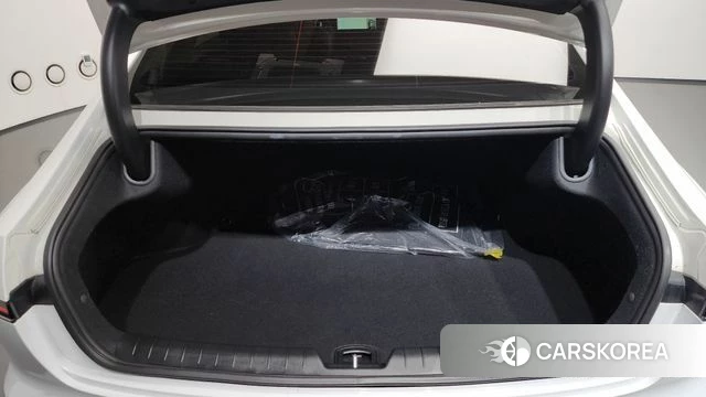 Hyundai Grandeur Hybrid (GN7) id 4898542 из Кореи 9