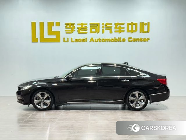 Honda Accord id 4365643 из Китая 9