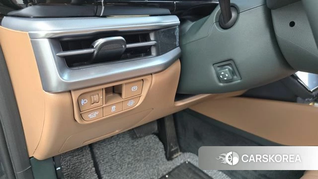 Hyundai Grandeur Hybrid (GN7) id 3837797 из Кореи 9