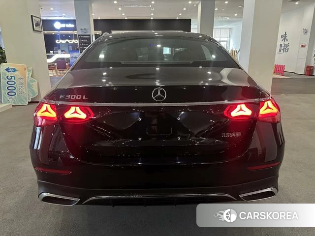 Mercedes-Benz E-class id 4334730 из Китая 9