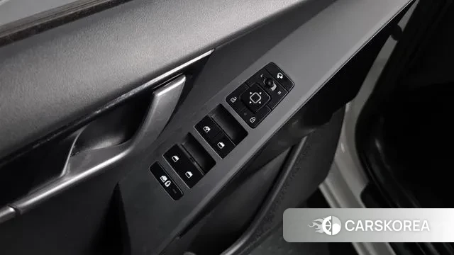 Kia Di Ol Nu Niro id 3561339 из Кореи 9