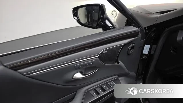 Lexus ES300h 7th generation id 3671620 из Кореи 9