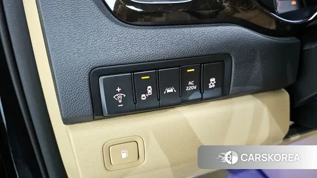 Kia The New Carnival id 3578638 из Кореи 9