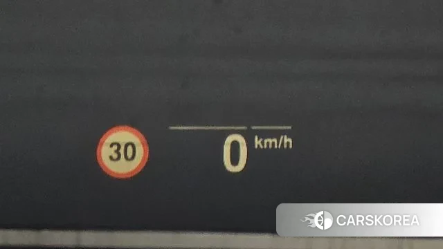 BMW 5 Series (G30) id 3431962 из Кореи 9