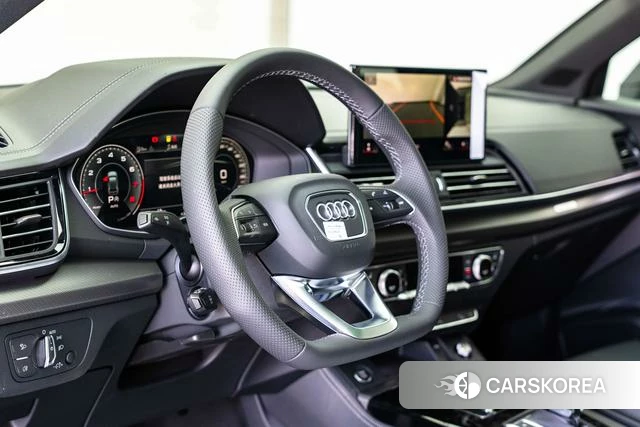 Audi Q5L id 4366045 из Китая 9