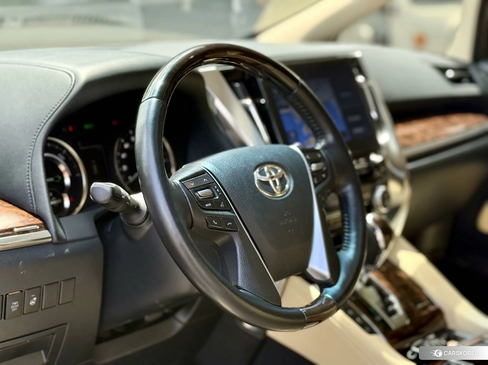 Toyota Alphard id 4510799 из Китая 9
