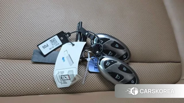 Hyundai Grandeur Hybrid (GN7) id 3016260 из Кореи 9