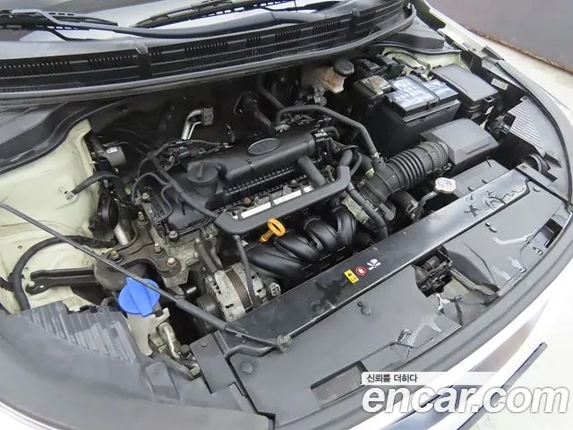 Kia Stonic id 2952271 из Кореи 9