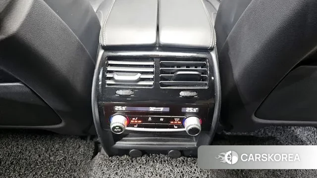 BMW 5 Series (G30) id 3602074 из Кореи 9