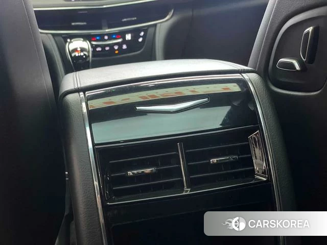 Cadillac CT6 id 3863656 из Китая 9