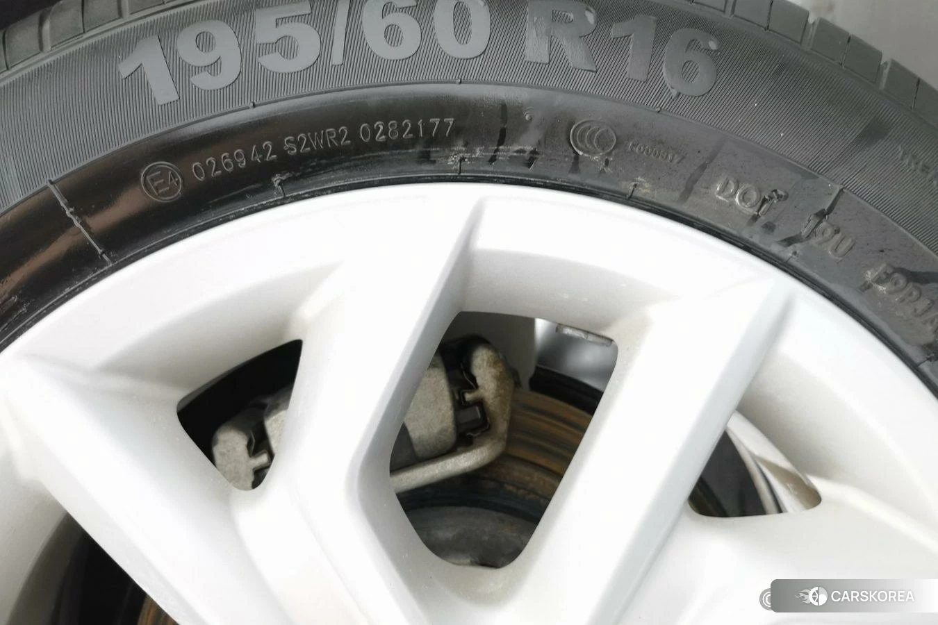 Nissan TIIDA id 4512804 из Китая 9