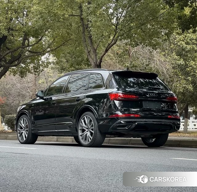 Audi Q7 id 4276728 из Китая 9