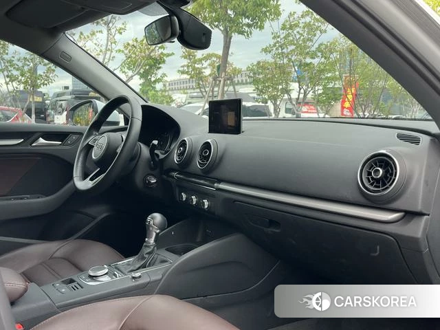 Audi A3 id 4211826 из Китая 9