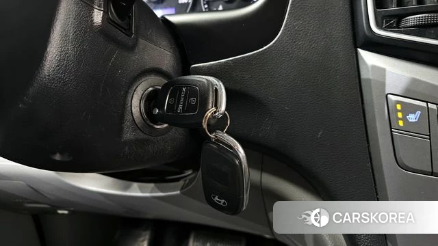 Hyundai The New Grand Starex id 3893989 из Кореи 9