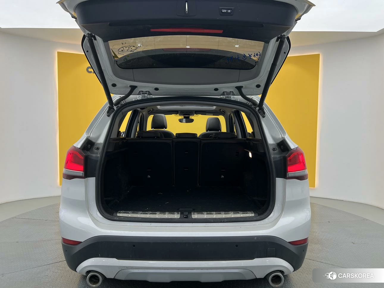 BMW X1 id 4498545 из Китая 9