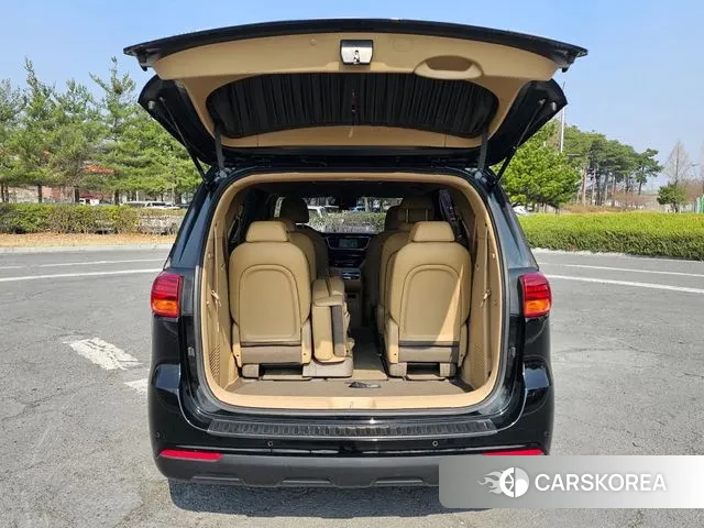 Kia The New Carnival id 3004490 из Кореи 9