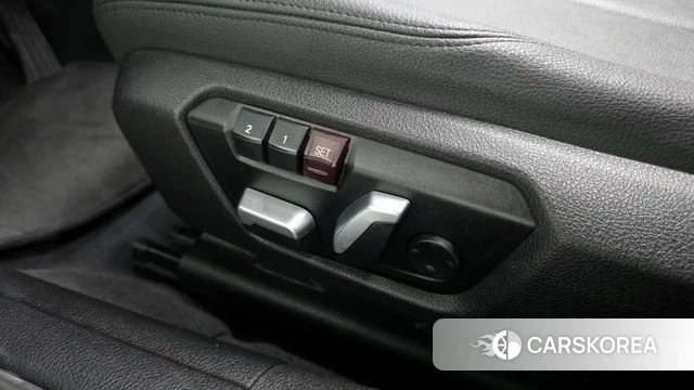 BMW 3 Series (F30) id 3796023 из Кореи 9