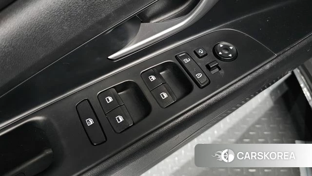 Hyundai Avante (CN7) id 3964708 из Кореи 9