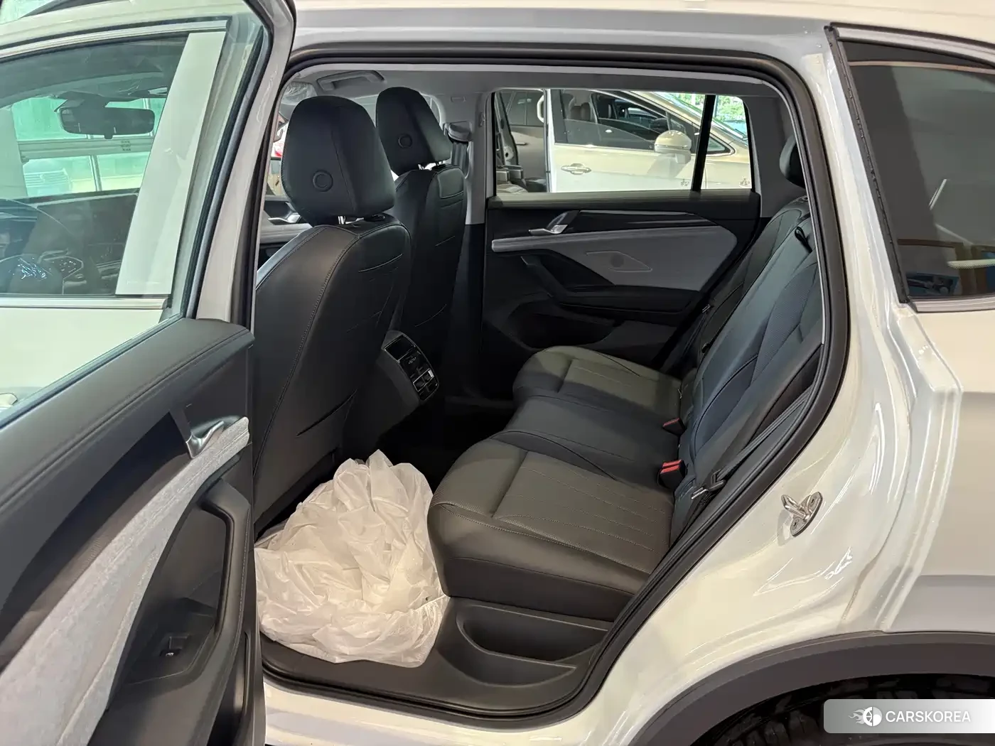 Volkswagen Tiguan L id 4600610 из Китая 9