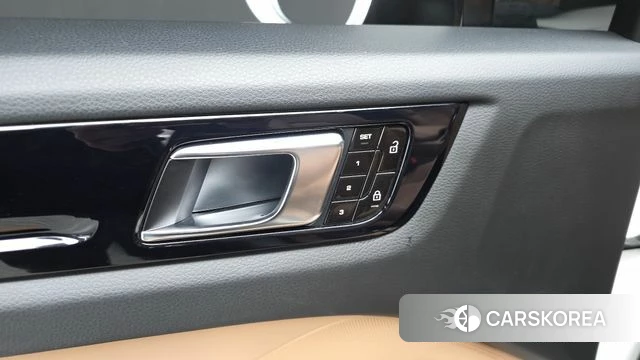 Porsche Cayenne (PO536) id 3924039 из Кореи 9