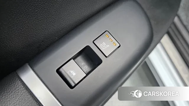 Hyundai Grandeur (GN7) id 3410318 из Кореи 9