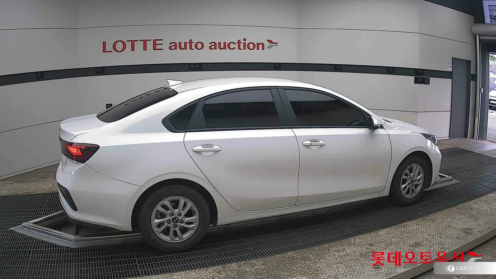 Kia K3 id 3869238 из Кореи 9