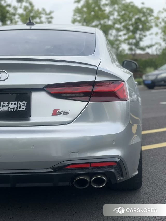 Audi S5 id 4348615 из Китая 9
