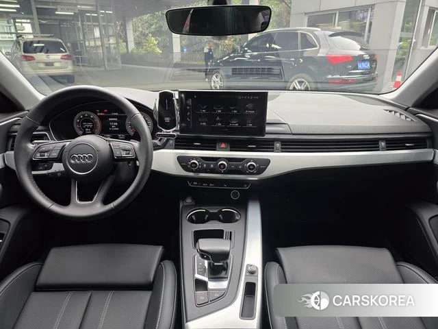Audi A4L id 4260341 из Китая 9