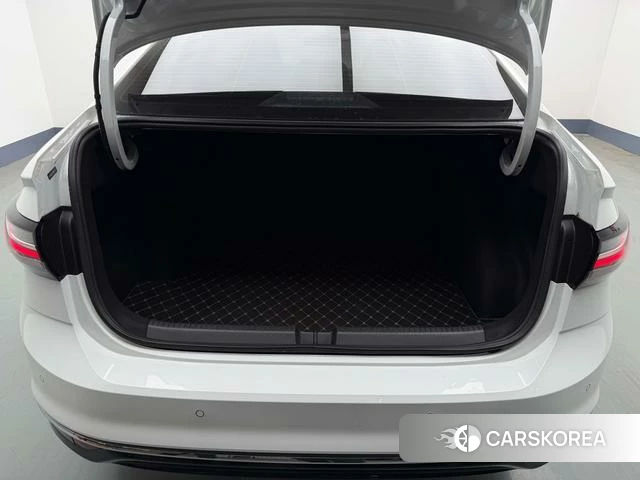 Volkswagen Lavida id 4257762 из Китая 9