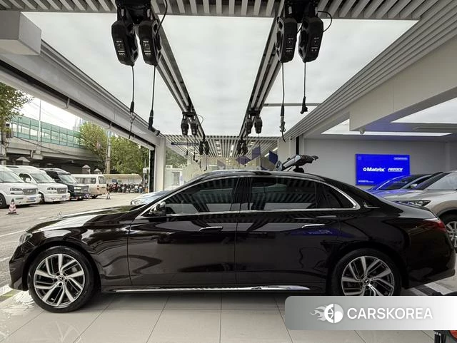 Mercedes-Benz E-class id 4239830 из Китая 9