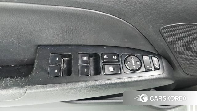 Hyundai Avante AD id 3886348 из Кореи 9