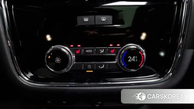 Lincoln Navigator 4th generation id 2999282 из Кореи 9