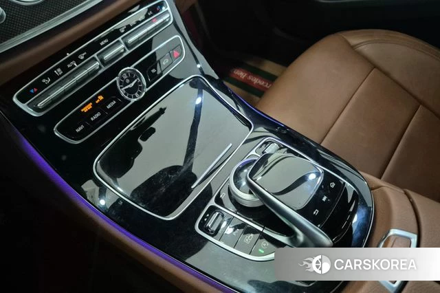 Mercedes-Benz E-Class W213 id 4722633 из Кореи 9