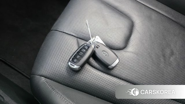Hyundai Avante (CN7) id 4362641 из Кореи 9