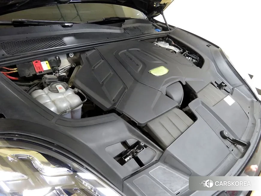 Porsche Cayenne (PO536) id 1613113 из Кореи 9