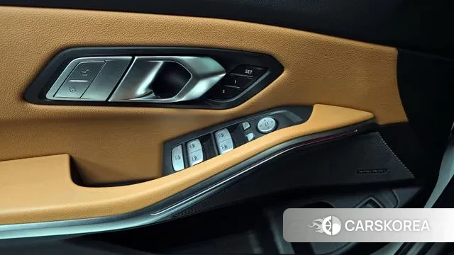 BMW 3 Series (G20) id 3512218 из Кореи 9