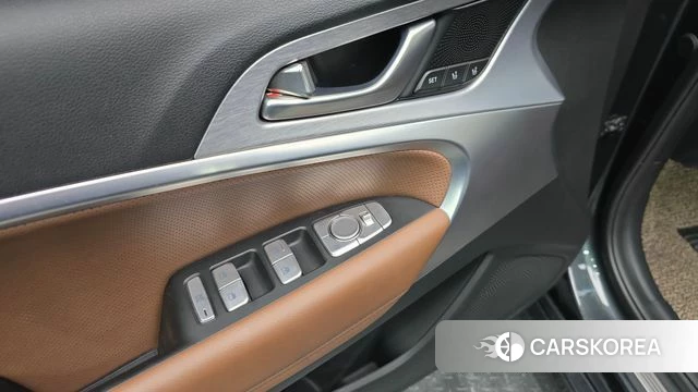 Genesis G70 id 3893893 из Кореи 9