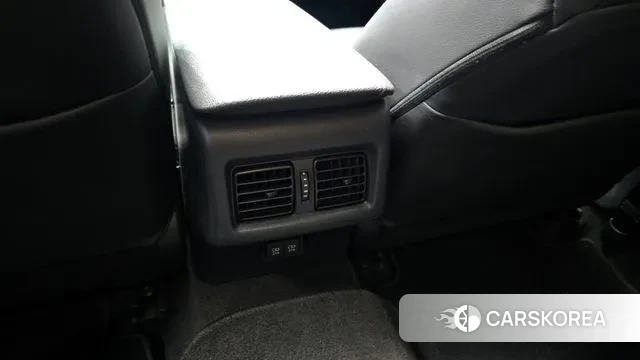 Toyota Camry (XV70) id 3465060 из Кореи 9