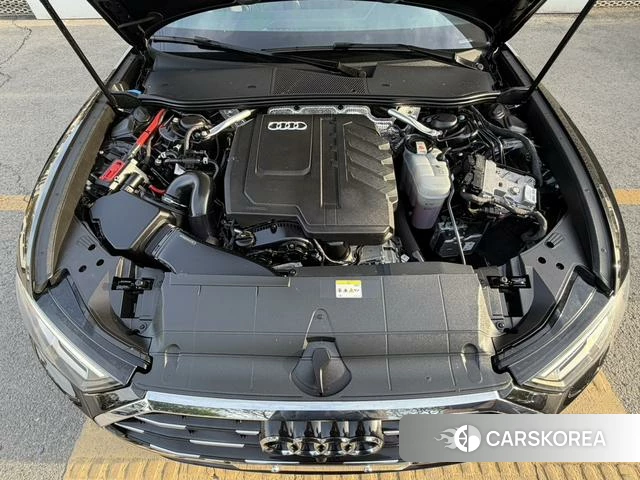 Audi A6L id 4207041 из Китая 9