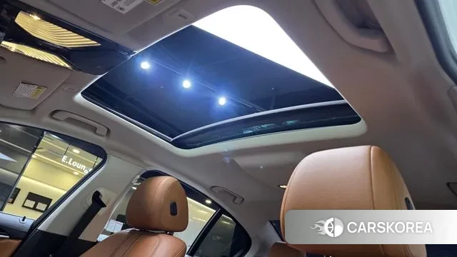 BMW 5 Series (G30) id 3568695 из Кореи 9