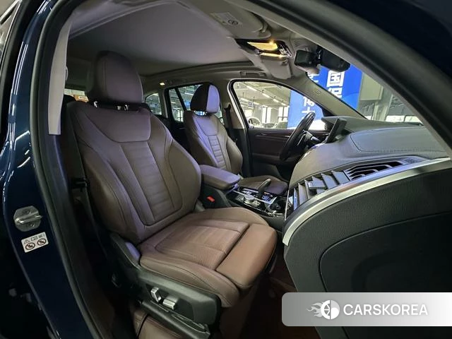 BMW X3 id 4209169 из Китая 9