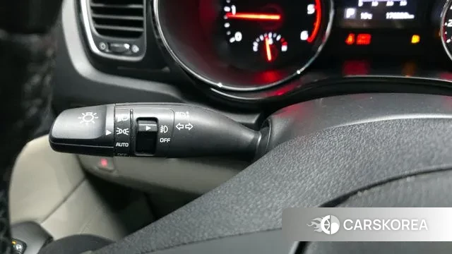 Kia The New Carnival id 3449759 из Кореи 9