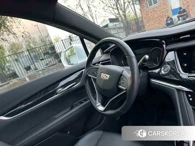 Cadillac XT6 id 3957608 из Китая 9
