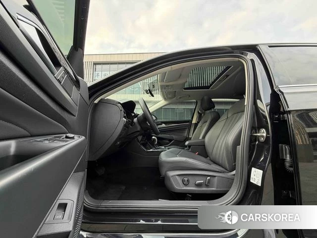 Volkswagen Passat id 4277006 из Китая 9